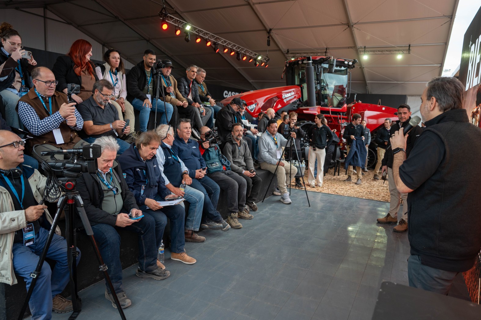 Case IH · rueda de prensa
